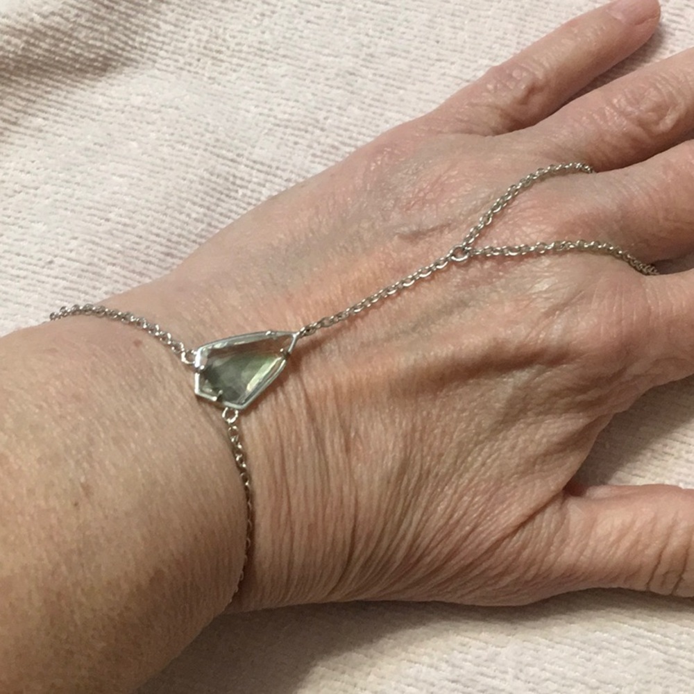 Silver Hand/Finger Chain Bracelet with pull closure